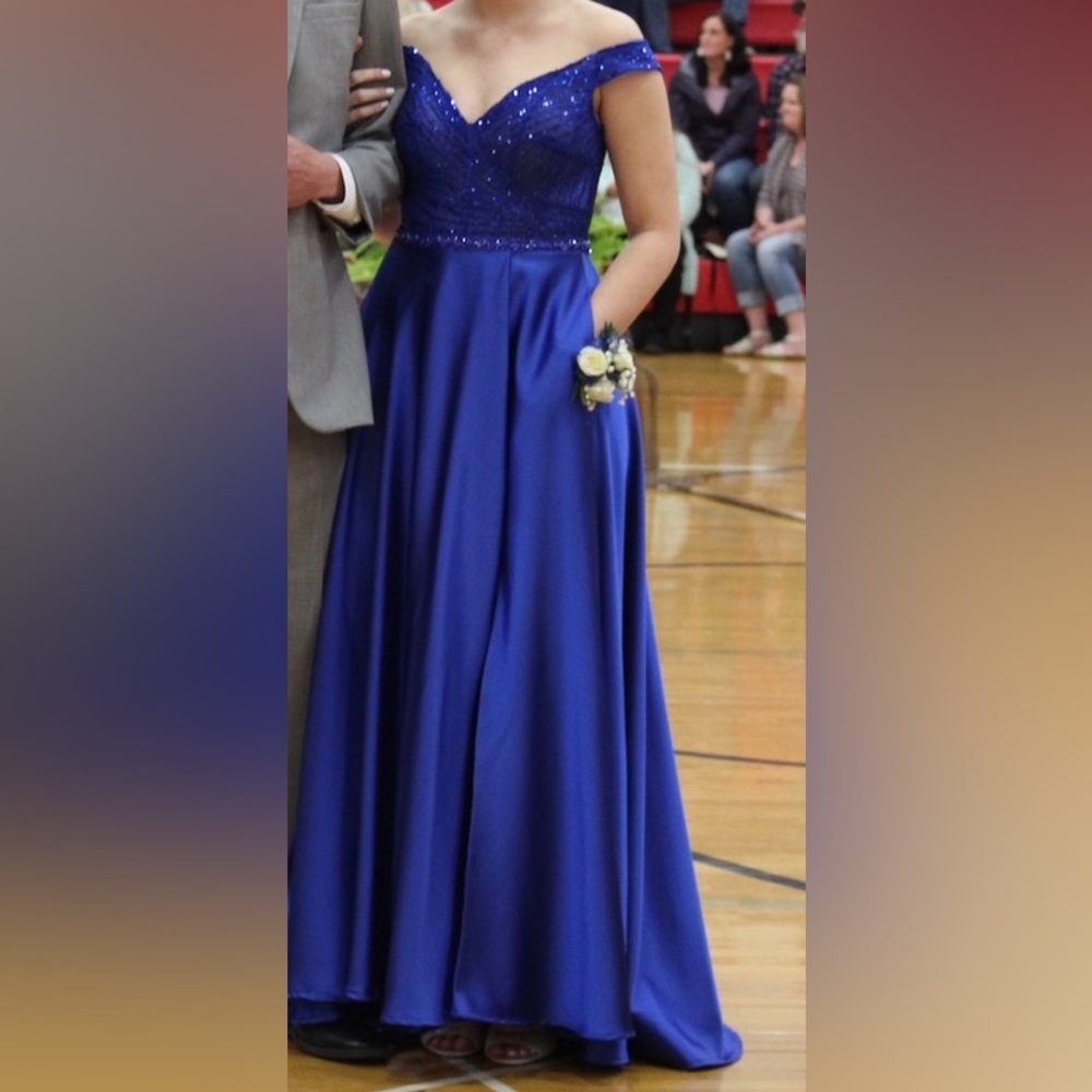 Blue Ellie Wilde Prom Dress